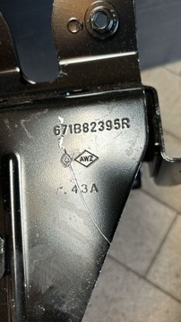 DRŽÁK DRŽÁKY NÁDRŽE VYROVNÁVACÍ RENAULT ARKANA 671B82395R