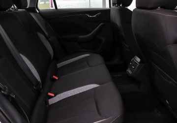 Skoda Scala Hatchback Facelifting 1.0 TSI 115KM 2024 Skoda Scala 1.0 TSI 110KM Selection DSG Reflektory LED Czujniki Parkowania, zdjęcie 11