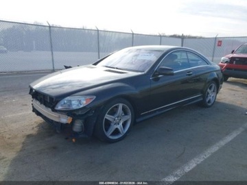 Mercedes CL W216 2010 Mercedes-Benz CL 550 4Matic 2010 5.5 Benzyna 382KM, zdjęcie 1