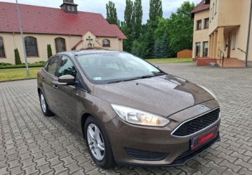 Ford Focus III Sedan Facelifting 1.6 Ti-VCT 105KM 2017 Ford Focus Kupiony w Polsce - benzyna - 1,6 - 105 KM 1.6 Benzyna 105KM