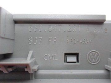 LAMPA INTERIÉR KABINY ORIGINÁLNÍ 5G0947291 VW GOLF VII 7 14R