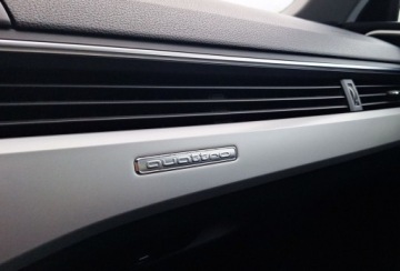 Audi A4 B9 Limousine Facelifting 2.0 40 TFSI 204KM 2021 Audi A4 Limousine 40TFSI 204KM Quattro Advanced Stronic AmbienteLEDSm.I.Vi, zdjęcie 24