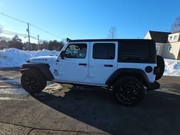 Jeep Wrangler IV 2019 Jeep Wrangler Unlimited Sport S 2019 3.6 Benzyna 285KM, zdjęcie 2