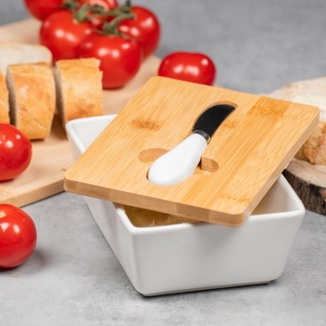 БЕЛАЯ ФАРФОРОВАЯ МАСЛЕНКА + НОЖ ДЛЯ МАСЛА С БАМБУКОВОЙ КРЫШКОЙ