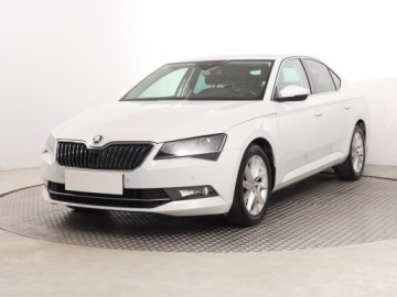 Skoda Superb III Liftback 1.8 TSI 180KM 2016 Skoda Superb 1.8 TSI, Salon Polska, Serwis ASO, zdjęcie 1