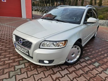 Volvo V50 1.6 D2 115KM 2011 Volvo V50 Skóra, KlimaTronik, Navi, Pdc, Super, zdjęcie 2
