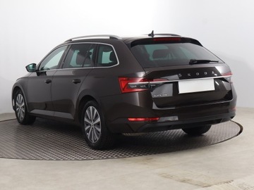 Skoda Superb III Kombi Facelifting 2.0 TSI 190KM 2021 Skoda Superb 2.0 TSI, Salon Polska, 1. Właściciel, zdjęcie 3