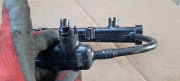 Chrysler Pacifica 2022 LISTWA ROZDZIELACZ PALIWA 3.6 V6 05281429AA