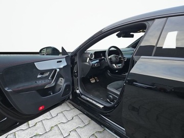 Mercedes CLA C118/X118 Shooting Brake Facelifting 1.3 200 163KM 2024 Mercedes-Benz CLA CLA 200 FV23 Polski Salon 1.3 Benzyna 163KM, zdjęcie 9