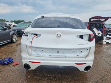 Alfa Romeo Stelvio SUV Facelifting 2.0 Turbo 280KM 2021 Alfa Romeo Stelvio Ti 2021 2.0 Benzyna 280KM, zdjęcie 2
