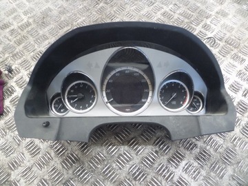 LICZNIK MERCEDES E KLASA A2129001714