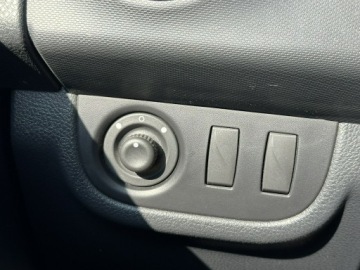 Dacia Sandero II Hatchback 5d Facelifting 1.0 SCe 73KM 2019 Dacia Sandero 1.0 SCe 73KM 2019r. krajowy,, zdjęcie 12