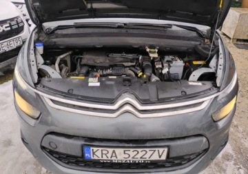 Citroen C4 II 2014 Citroen C4 2014r, 1.6 HDI. Lekko uszkodzony prawy tyl. Jezdzi. 1.6 116KM, zdjęcie 4