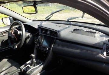 Honda Civic X Hatchback 5d 1.5 VTEC Turbo 182KM 2017 Honda Civic Okazja 1.5 Benzyna 182KM, zdjęcie 15