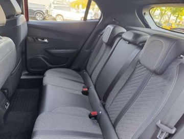 Peugeot 2008 II SUV 1.2 PureTech 100KM 2023 Peugeot 2008 Peugeot 2008 1.2 Benzyna 100KM Allure FV23 Gwarancja Fabryczna, zdjęcie 23