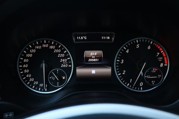 Mercedes Klasa A W176 Hatchback 5d Facelifting 180 122KM 2015 Mercedes A A 180, Skóra, Navi, Klima, Klimatronic, zdjęcie 10