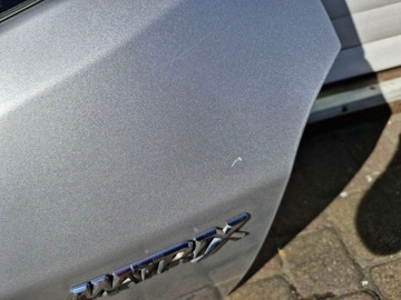 TOYOTA MATRIX 2 II E140 VÍKO KUFRU KRYT KUFRU ZADNÍ 1F7