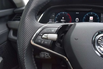 Skoda Octavia IV Kombi 2.0 TDI 150KM 2023 Skoda Octavia 150KM TDI Combi STYLE DSG Matrix Hak Panorama Headup DCC Web, zdjęcie 13