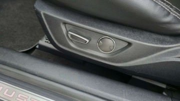 Ford Mustang VI Convertible Facelifting 2.3 EcoBoost 290KM 2019 Ford Mustang 2,3 benzyna 290 KM automat zarejestrowany 2.3 Benzyna 289KM, zdjęcie 7