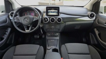 Mercedes Klasa B W246 Sports Tourer Facelifting 1.5 180 d 109KM 2018 Mercedes-Benz Klasa B 1.5 diesel 109 KM NAVI klimatronic zarejestrowany 49, zdjęcie 17