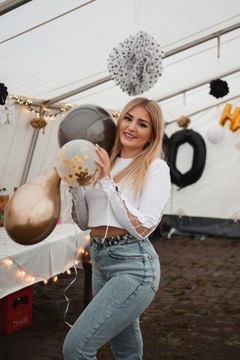 L50 Biały crop top sznurowany NA-KD XS