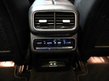 Mercedes GLE V167 SUV Facelifting 3.0 450d 367KM 2026 MERCEDES-BENZ GLE 450 d 4-Matic AMG Line 3.0 (367KM) 2026, zdjęcie 13