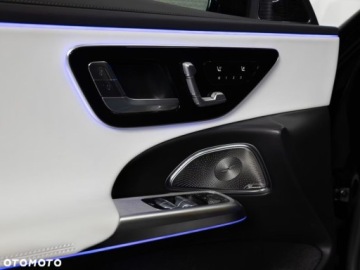 Mercedes Klasa E W214 2025 Mercedes-Benz Klasa E Mercedes-Benz Klasa E 220 d 4-Matic AMG 2.0 Diesel, zdjęcie 15