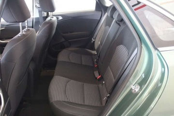 Kia Ceed III Hatchback Facelifting  1.0 T-GDI 120KM 2023 Kia Ceed 1,0 T M 120 KM Salon PL Benzyna 120KM, zdjęcie 10