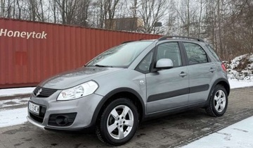 Suzuki SX4 I Hatchback Facelifting 2.0 DDiS 135KM 2011 Suzuki SX4 Suzuki SX4 2.0 DDiS Premium 4WD 2.0 Diesel 135KM