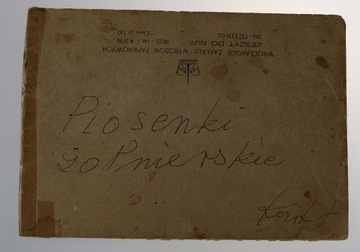 Piosenki żołnierskie nuty ręcznie pisane w zeszycie nutowym