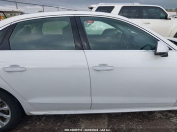 Audi A4 B9 2021 Audi a4 Premium 40, 2021r., 4x4, 2.0L 2.0 Benzyna 201KM, zdjęcie 4