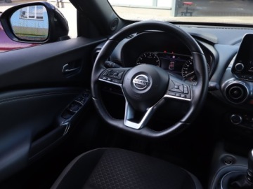 Nissan Juke II Crossover 1.0 DIG-T 114KM 2020 Nissan Juke 1.0 DIG-T, Salon Polska, Serwis ASO, zdjęcie 6