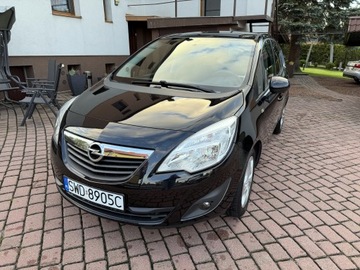 Opel Meriva II Mikrovan 1.4 Twinport ECOTEC 100KM 2011 Opel Meriva TYLKO 132tyśkm 1WŁ Wersja ESSENTIA 2011 Klima 1.4Zwykła Benzyna, zdjęcie 1