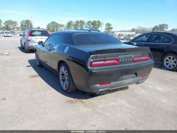 Dodge Challenger III 2022 Dodge Challenger RT 2022 5.7 Benzyna 372KM, zdjęcie 3