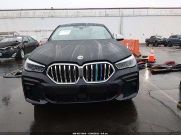 BMW X6 G06 2023 BMW X6 xDrive40i 2023 3.0 Benzyna 335KM, zdjęcie 7