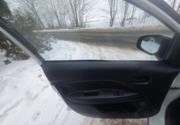 Mitsubishi Space Star Hatchback 5d 1.0 71KM 2016 Mitsubishi Space Star Mitsubishi Space Star 1.0 Diamant Edition Benzyna, zdjęcie 8