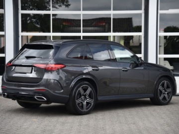 Mercedes GLC C254/X254 Coupe 2.0 220d 197KM 2026 MERCEDES-BENZ GLC 220 d 4-Matic AMG Line 2.0 (197KM) 2026, zdjęcie 2