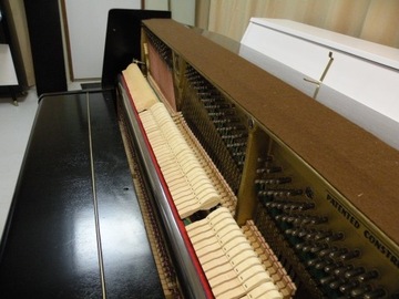 Идеальное пианино Weinbach, черное.