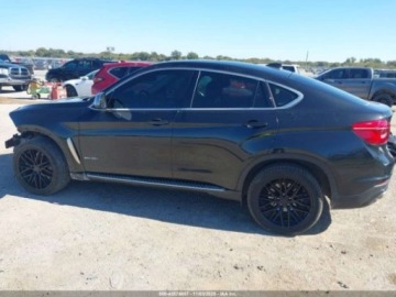 BMW X6 F16 2015 BMW X6 2015 BMW X6 XDRIVE35I Benzyna 300KM, zdjęcie 2