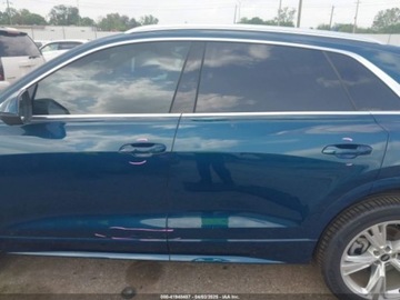 Audi Q8 2021 Audi Q8 Prestige 55 Tfsi Quattro Tiptronic 2021 3.0l 3.0 Benzyna 335KM, zdjęcie 2