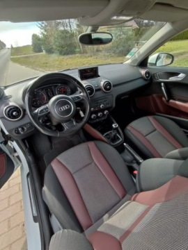 Audi A1 I Hatchback 3d 1.6 TDI 105KM 2012 Audi A1 5 drzwi bardzo zadbane 1.6tdi, zdjęcie 13