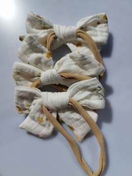 Opaska bezuciskowa kokardka dla niemowlaka dla dziewczynki muslinowa