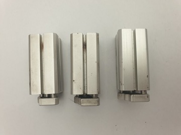 Siłownik pneumatyczny SMC CDQMB12-30 skok 30mm M5