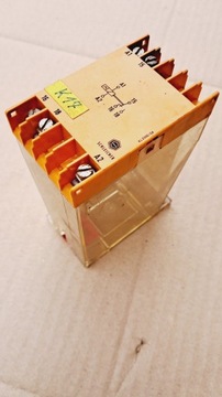 Przekaźnik czasowy SSB 11 SCHLEICHER 250V 6A, (= 0,5s)