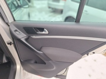 Volkswagen Tiguan I SUV Facelifting 1.4 TSI BlueMotion 122KM 2013 Volkswagen Tiguan Bezwypadkowy Serwisowany Kamera, zdjęcie 16