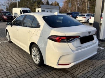 Toyota Corolla XII Sedan Facelifting 1.5 VVT-i 125KM 2024 Od ręki - Comfort 1.5 benzyna 125KM | Podgrzewane fotele!, zdjęcie 3