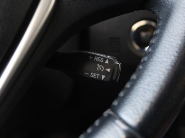 Toyota Corolla X Sedan Facelifting 1.6 Valvematic 132KM 2013 Toyota Corolla 1.6 Valvematic, Salon Polska, zdjęcie 15