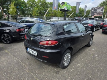 Alfa Romeo 147 Hatchback 1.6 TS 16v 105KM 2008 Alfa Romeo 147 1.6 Benzyna 105 KM, Klimatyzacja,, zdjęcie 3