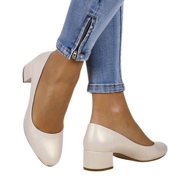 ЖЕНСКАЯ ОБУВЬ ТУФЛИ НА НИЗКОМ КАБЛУКЕ, БЕЖЕВЫЙ, ЖЕМЧУЖНЫЙ, КОЖАНАЯ Стелька