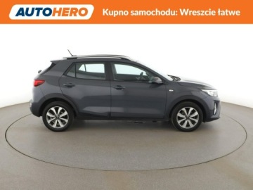 Kia Stonic I Crossover Facelifting 1.0 T-GDI MHEV  120KM 2022 Kia Stonic pdc duze radio klimatyzacja manual, zdjęcie 8